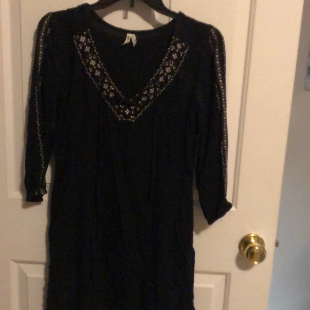 Mudd Black Long Top